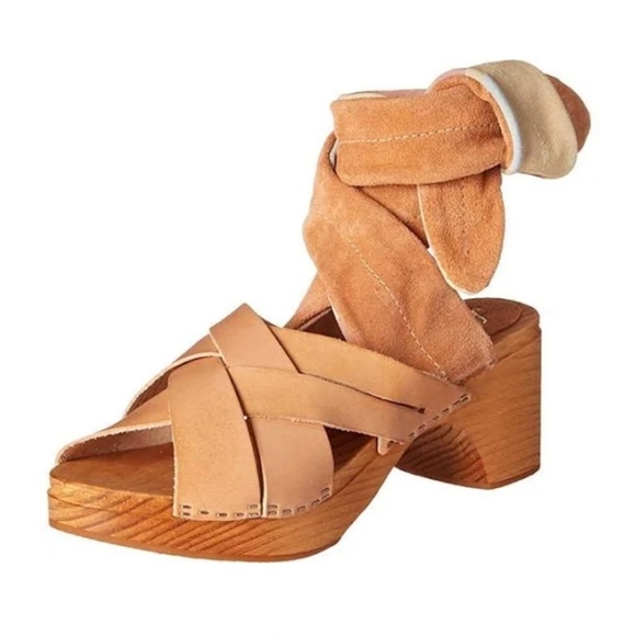 Beautiful Free People Ankle Wrap Clogs - Picture 5 of 7